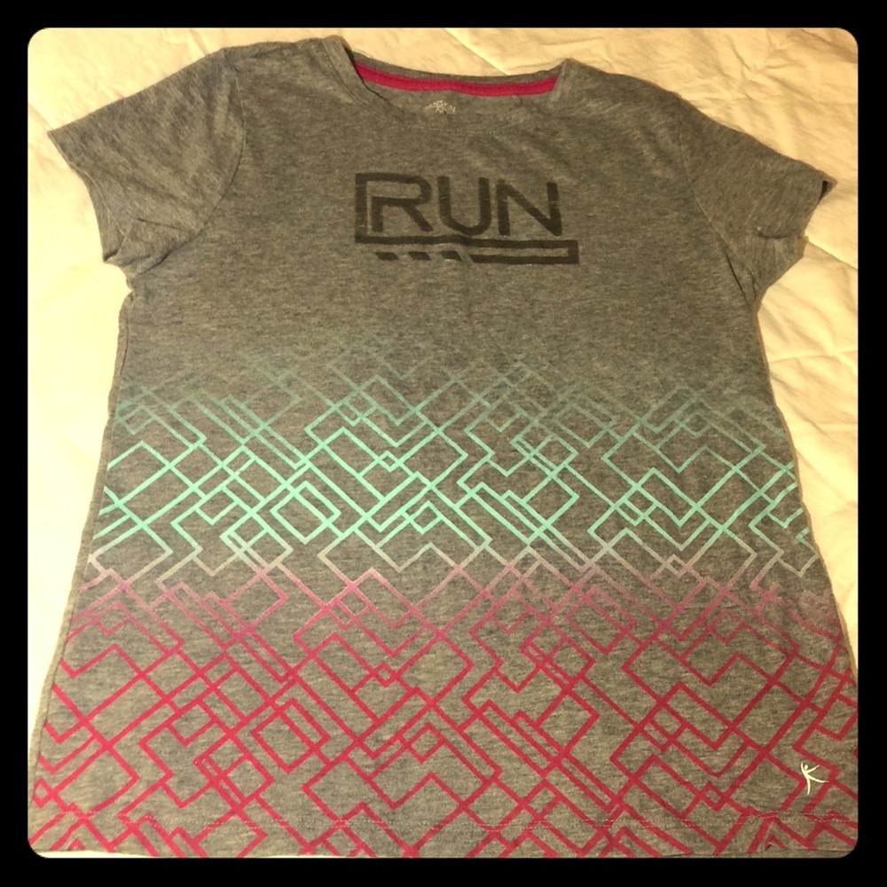 Girls “run “ tee. Size 14-16